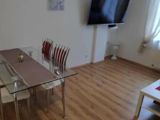 Apartman 404 Яхимов Экстерьер фото